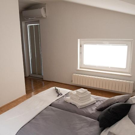 Castle House Rooms, Swimming Pool & Sauna & Tennis Court & Wine Cellar Sežana Εξωτερικό φωτογραφία