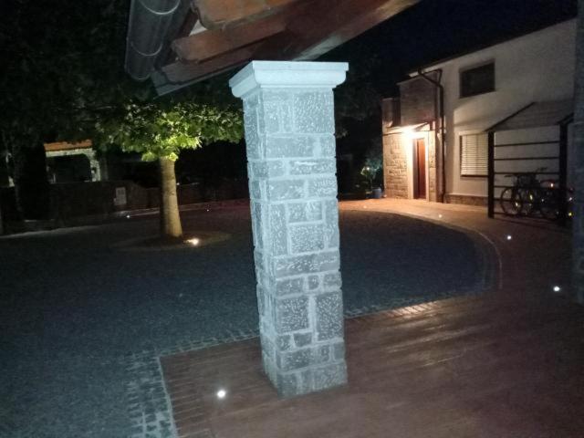 Castle House Rooms, Swimming Pool & Sauna & Tennis Court & Wine Cellar Sežana Εξωτερικό φωτογραφία